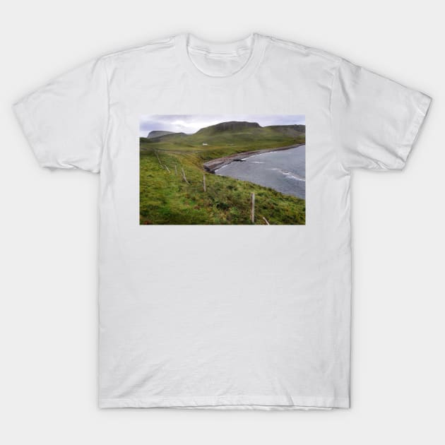 A coastal bay north of Kilmuir, Isle of Skye T-Shirt by richflintphoto